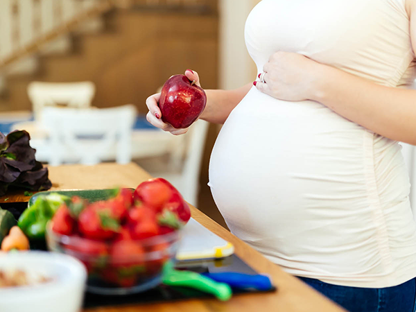 Những điều cần biết về dinh dưỡng cho mẹ và bé